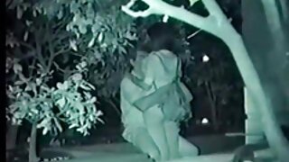 Կարմիր ցանցով հագած  ...
